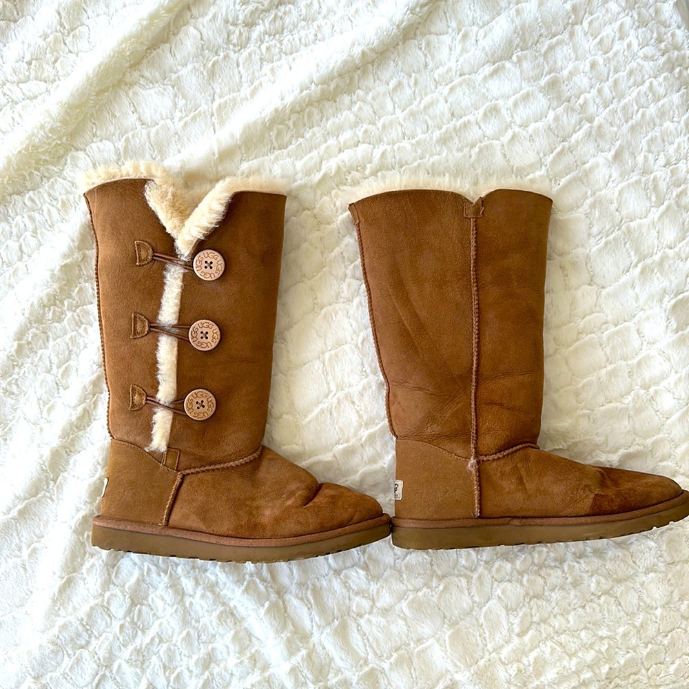 Uggs size 10